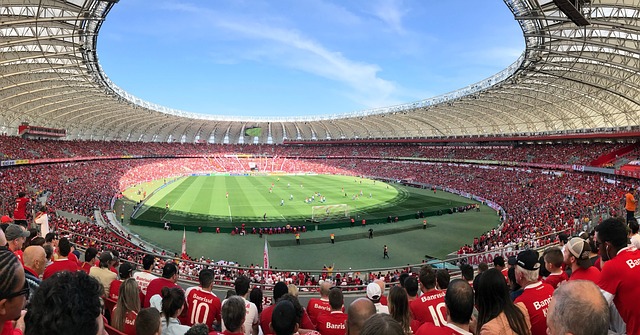 欧冠半场：杜兰、多尔贝格破门，卡拉巴克1-1阿贾克斯